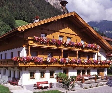Walchenhof Hotel Mayrhofen Exterior photo