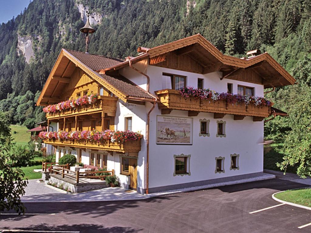Walchenhof Hotel Mayrhofen Exterior photo
